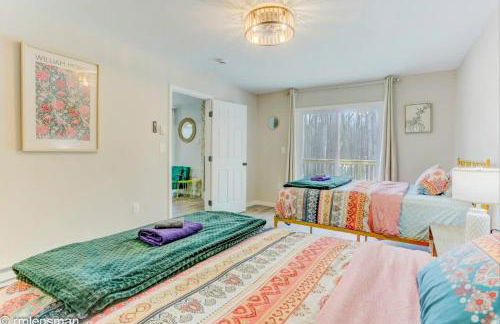 The Hut House 3BR 3BA Game Room Massage Chair - Foto 70