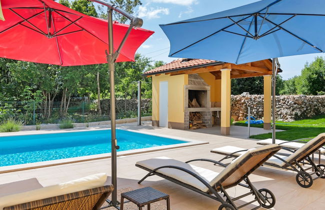 Quaint Holiday Home near Buzet with Terrace - Foto 26