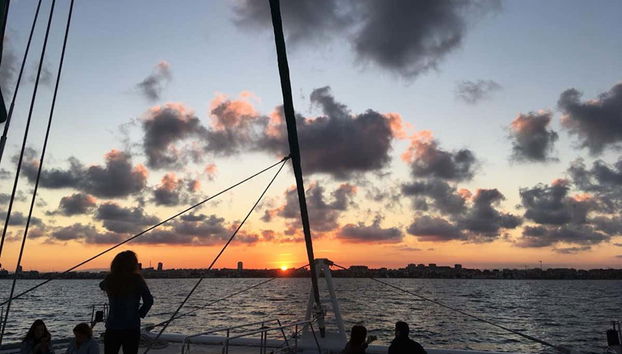 Contemplez le coucher de soleil