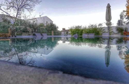 Picturesque Villa in Santo António das Areias with Private Pool - Foto 1