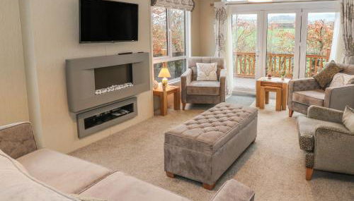 Avonal Lodge 24 - Photo 3