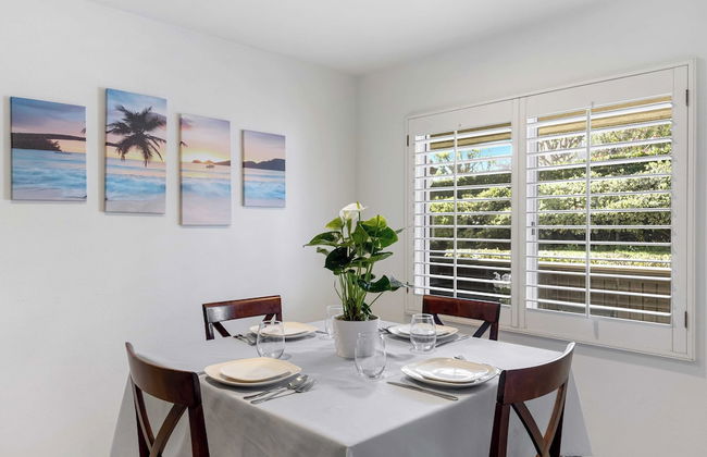 Walk to Beach Pool, Hot Tub, Private Patio, Parking Seabreeze Retreat - Foto 9