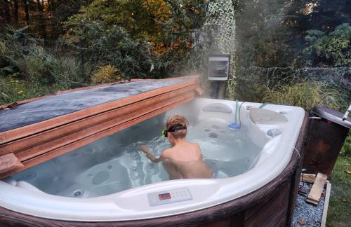 Kwietna łąka na szlaku - Foto 13