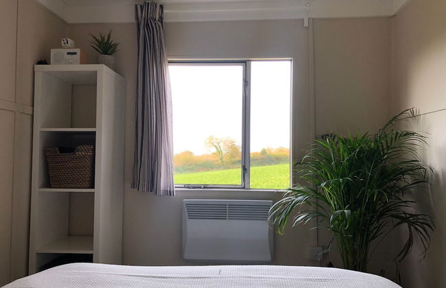 1 Bed Cabin - Sleeps 2 - 15 Mins From Lyme Regis - Foto 5