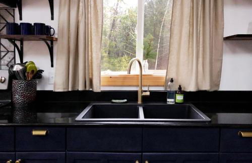 Serene Retreat on a Stream - Photo 31