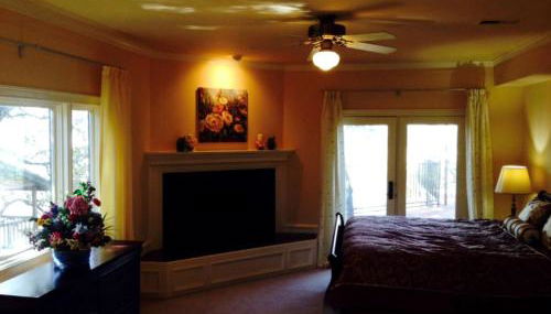 Spacious Cottage Rental on the Banks of Lake Travis in the Texas Hill Country - Foto 2