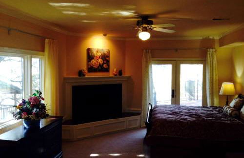 Spacious Cottage Rental on the Banks of Lake Travis in the Texas Hill Country - Foto 2