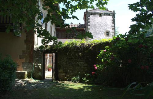 Palacio de Hualle - Photo 60