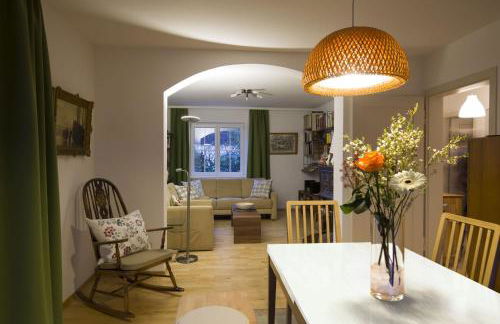 Dreimädelshaus - Foto 1