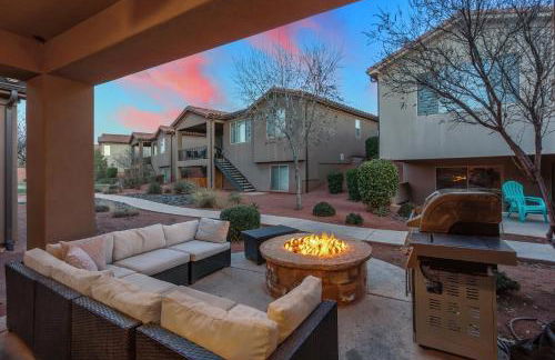 Paradise Village at Zion 28 Private Hot Tub, Outdoor firepit, and Community Pool - Foto 50