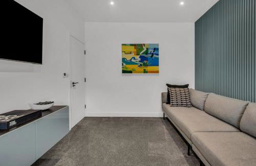 Stanley Park House Peterborough - 3 bed, 3 bathroom, parking, garden - Foto 10