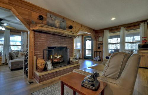 Moon Tower Cabin - Beautiful Water Views Firepit More - Foto 9