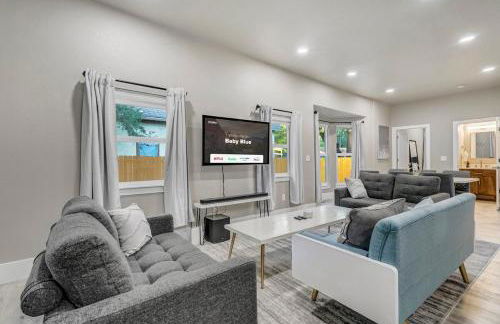 Baby Blue - Hot Tub Easy Access to Top Locations - Foto 9