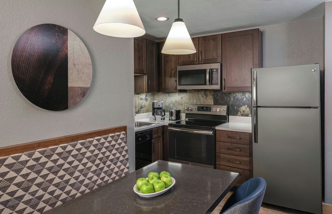 Marriott's Mountain Valley Lodge at Breckenridge - Photo 13