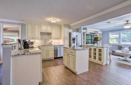 Poolside Paradise with Tropical Hut in Palm Beach - Foto 6