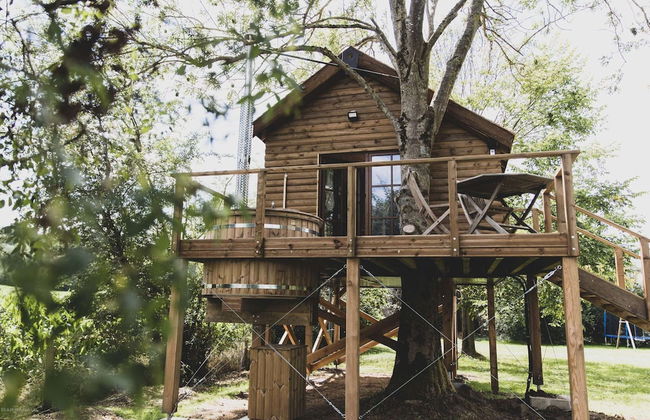 Romantic Woodland Chalet - Photo 28