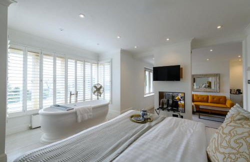 Holm House - Stylish Coastal Suites - Silures Bar & Restaurant On-site - Foto 40