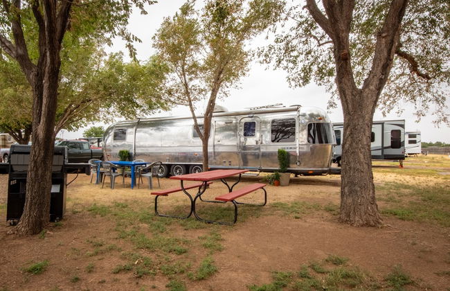 The Big Texan - Cabins & Wagons - Foto 50