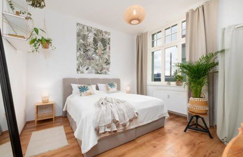 Ruhig - Privatparkplatz - barrierearm Quiet - private car park - low barrier - Photo 3