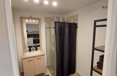 Cosy Home 4 - Spacieux studio avec parking - 30 min Paris - Foto 13