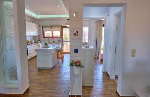 Elena Luxury Suite Agios Stefanos - Foto 10