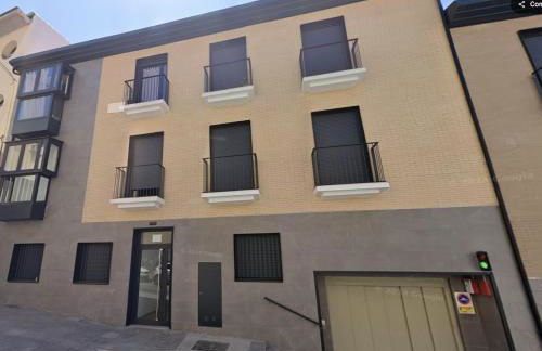 H2M Postigo Duplex terrace 2 bathrooms, Smart TV, Oven - Photo 3