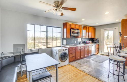 Secluded Marana Home with Viewing Decks and Privacy! - Foto 8