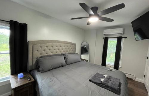 The entire Stephentown Hotel. 28 person occupancy - Foto 4