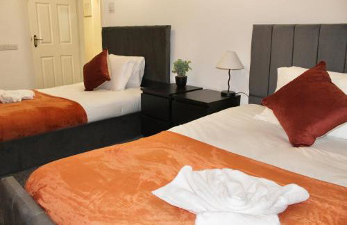 4 bedroom home with games room - sleeps 8 Perfect for families, groups and contractors - Foto 10