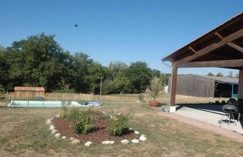 Villa Gites Chambre d hôtes avec piscine Dordogne 2-4-6-8-10 personnes - Foto 28