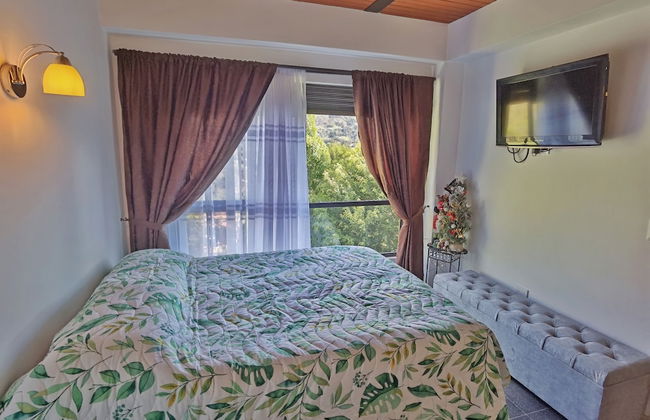 Descanso bajo la Piedra - Photo 3