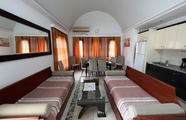 Birds Villa Apartments with Heated Pool - Including Car and Breakfast - Photo 78