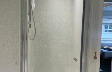 Beekeepers Cottage - Photo 13