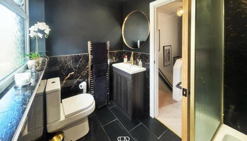 Stylish 2-BR Home sleeps 4 - Contractor & Family - Parking - Foto 4, towels