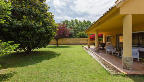 Casa con jardín próxima a Barcelona - Foto 2