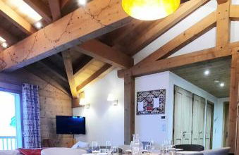 Appartement style chalet, proche remontées avec garage - Foto 2