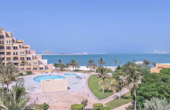 Contemporary Living by The Sea 2BD New Listing - Foto 44