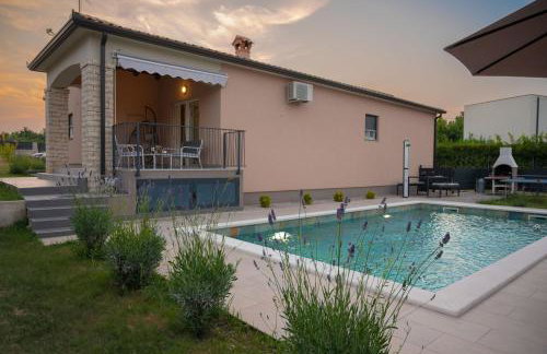 Poolside Holiday House - Foto 1