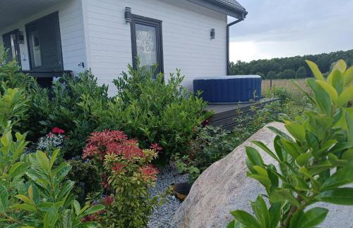 Domki Anielski Zakątek J&R nad Bałtykiem DELUX z balią ogrodową z jacuzzi i klimatyzacją - Foto 4