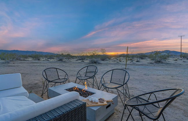 Private Pool, Hot Tub, Firepit Modern Oasis Blue Mirage by Avantstay - Foto 37