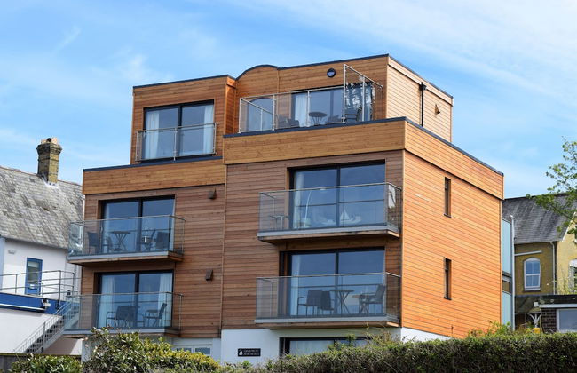 Seafront Quay West Apartments - Foto 17