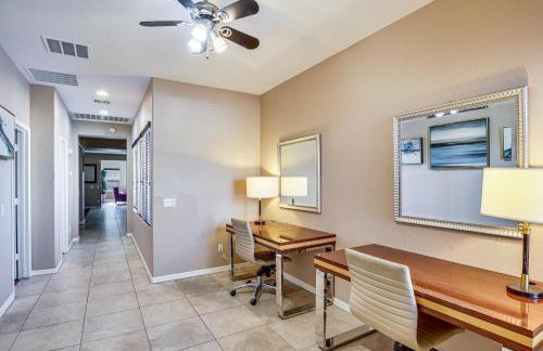 Golf, Work and Explore Las Vegas Gem with Pool Access - Foto 13