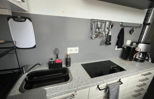 APARTMENT 24h CHECK IN - MODERN APARTMENT - STUDIO IN GOOD LOCATED - KLEIN aber FEIN in METROPOLE FRANKFURT - Foto 15