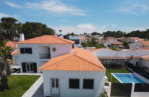 Casa do Mural - Sesimbra, Lagoa de Albufeira e Aldeia do Meco - Foto 1