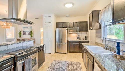 Historic Tarpon Springs Abode about 3 Mi to Beach - Foto 3