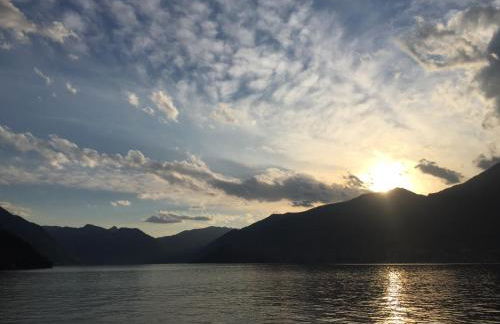 Mella Bellagio -La Corte - at the Lake with parking - Foto 26