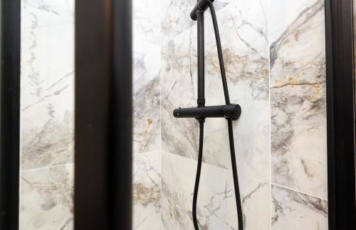 The Cosy Corner – Modern 2-Bed - Photo 18