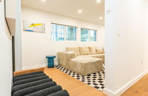Simple La Jolla 2 bedroom - Alley Unit - Photo 4