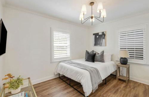 Refreshing Escape- Hot Tub- Games- Sleeps 10 - Foto 11