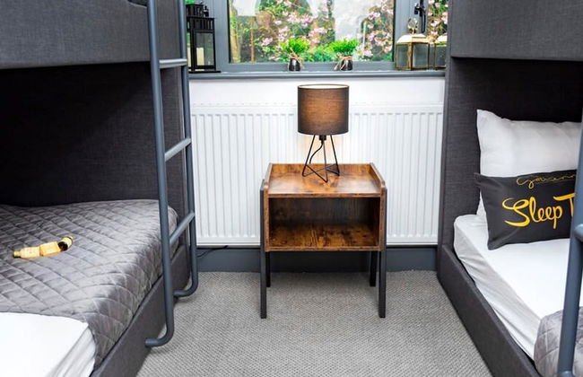 The Headingley House Leeds - Hot Tub - Sleeps Up to 12 - Foto 14